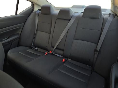 Used 2025 Nissan Altima 2.5 SV FWD image 23