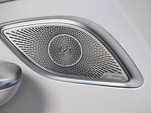 Certified 2023 Mercedes-Benz EQE 500 4MATIC SUV image 32