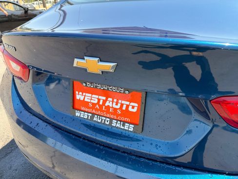 Used 2019 Chevrolet Malibu LS FWD image 25