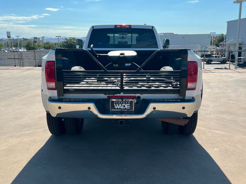 Used 2012 RAM 3500 Laramie w/ Max Tow Pkg AWD/4WD image 4