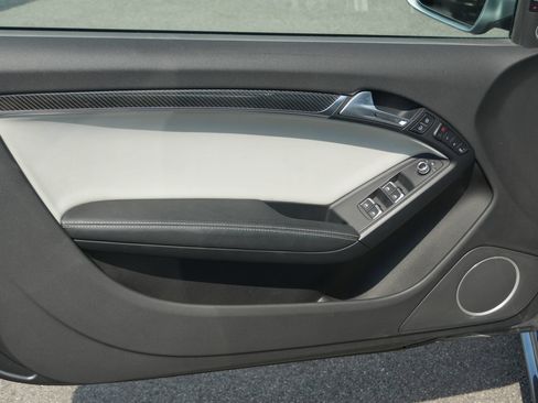 Used 2014 Audi RS 5 Cabriolet AWD/4WD image 23