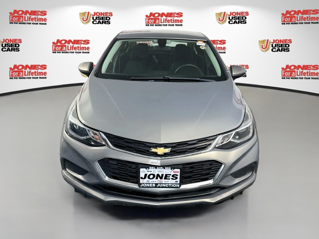 Used 2017 Chevrolet Cruze LT FWD image 10
