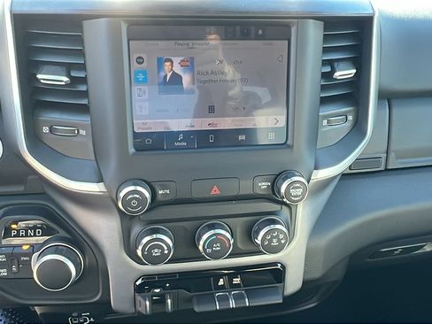 Used 2024 RAM 2500 Big Horn w/ Bed Utility Group image 32