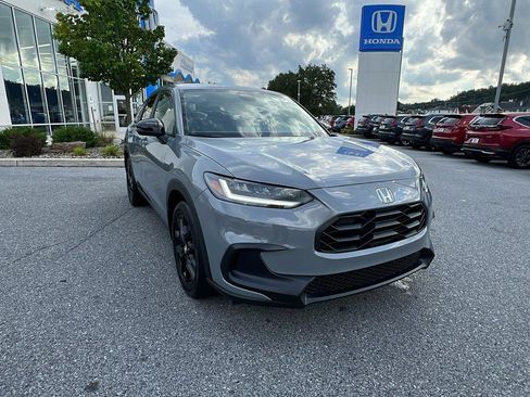 Certified 2024 Honda HR-V Sport image 2