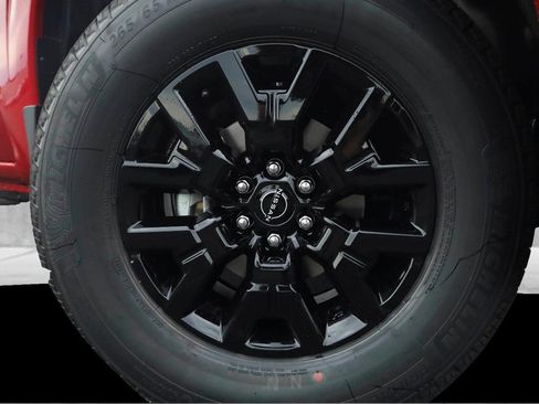 New 2026 Nissan Frontier SV w/ SV Convenience Package RWD image 3