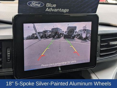 Certified 2023 Ford Explorer XLT RWD image 21