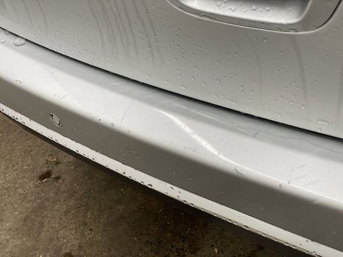 Used 2024 Chrysler Pacifica Touring-L image 32