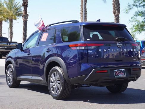 Certified 2025 Nissan Pathfinder SV AWD/4WD image 3