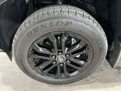 Used 2026 Toyota 4Runner 4WD image 23