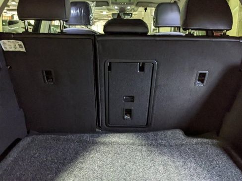 New 2026 Volkswagen Taos SE AWD/4WD image 28