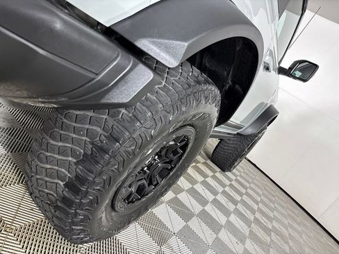 Used 2021 Ford Bronco First Edition AWD/4WD image 32