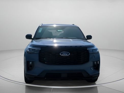 New 2026 Ford Explorer ST-Line image 6