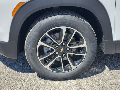 New 2026 Chevrolet TrailBlazer LT FWD image 8