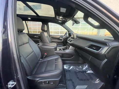 Used 2022 Chevrolet Tahoe RST w/ Luxury Package image 11