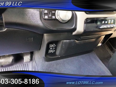 Used 2019 RAM 1500 Laramie AWD/4WD image 27
