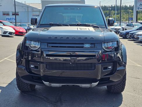 Used 2023 Land Rover Defender 110 V8 AWD/4WD image 8