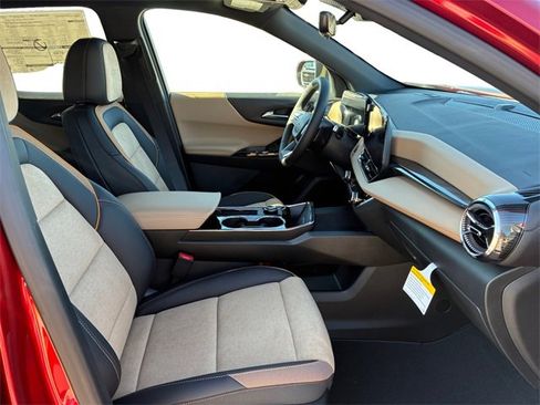 New 2026 Chevrolet Equinox ACTIV image 13