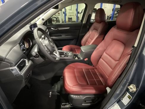 Used 2025 MAZDA CX-5 Carbon Edition AWD/4WD image 17