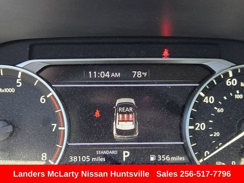 Used 2023 Nissan Rogue SV FWD image 22