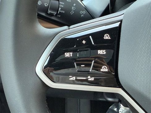 New 2025 Volkswagen ID. Buzz Pro S Plus image 10