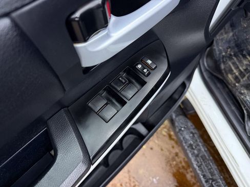 Used 2018 Toyota Tundra SR5 w/ TRD Off Road Package image 13