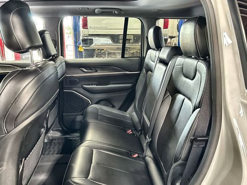 Used 2022 Jeep Grand Cherokee Limited 4xe AWD/4WD image 25