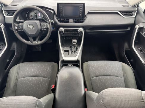 Used 2021 Toyota RAV4 XLE FWD image 15
