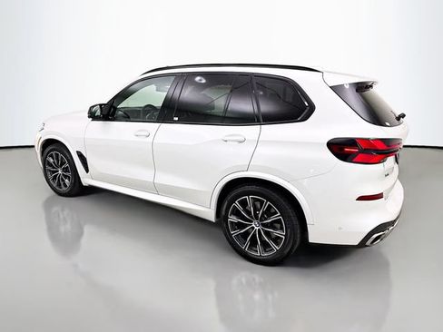 Used 2026 BMW X5 M60i AWD/4WD image 5