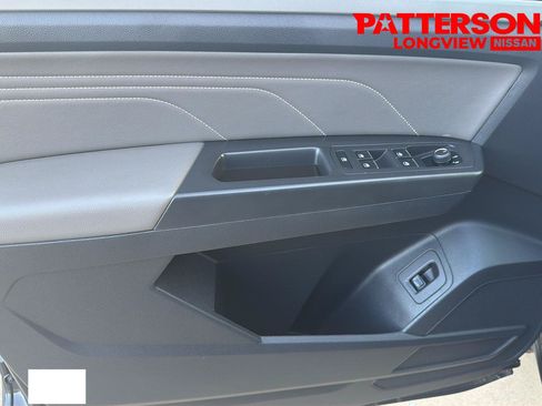 Used 2023 Volkswagen Atlas SE FWD image 14