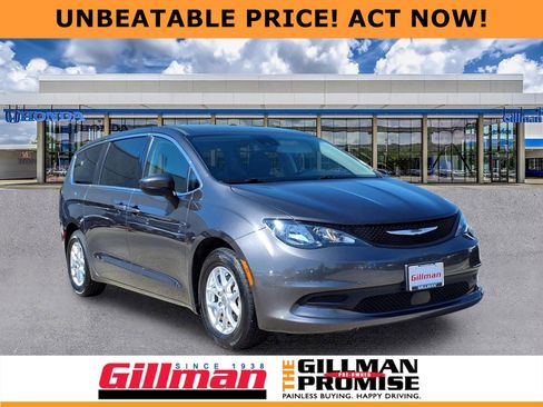 Used 2023 Chrysler Voyager LX FWD image 1