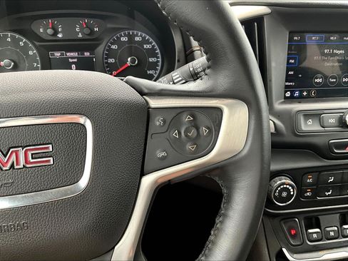 Used 2018 GMC Terrain SLE FWD image 12