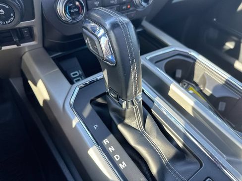 Used 2018 Ford F150 Lariat w/ Equipment Group 502A Luxury AWD/4WD image 17