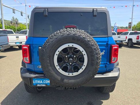 Certified 2024 Ford Bronco Black Diamond w/ Sasquatch Package AWD/4WD image 4