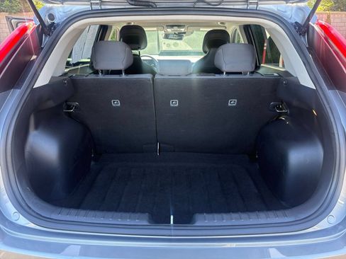 Used 2026 Kia Niro LX FWD image 29