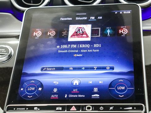 Used 2023 Mercedes-Benz GLC 300 image 15