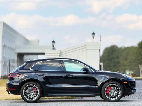 Used 2015 Porsche Macan Turbo AWD/4WD image 6