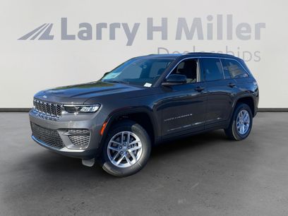 New 2025 Jeep Grand Cherokee Laredo X