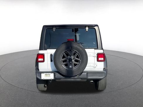 Used 2025 Jeep Wrangler Sport S image 11