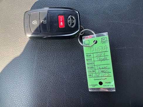 Certified 2024 Toyota Tacoma SR5 image 27