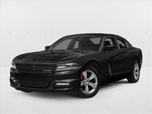 Used 2018 Dodge Charger SXT w/ Blacktop Package RWD image 1