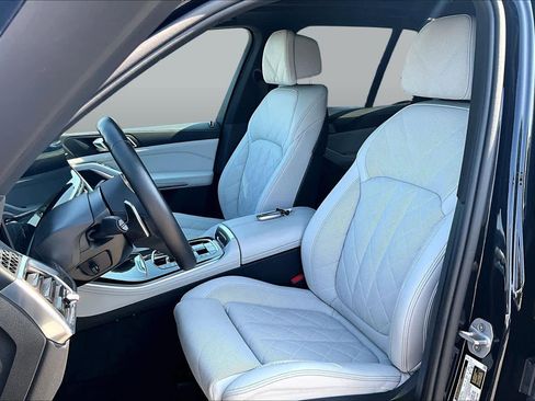 Certified 2026 BMW X5 xDrive40i AWD/4WD image 7
