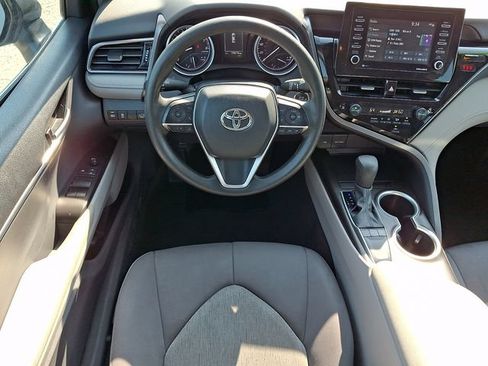 Used 2024 Toyota Camry LE w/ Convenience Package FWD image 11