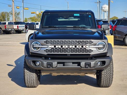New 2025 Ford Bronco Badlands image 6