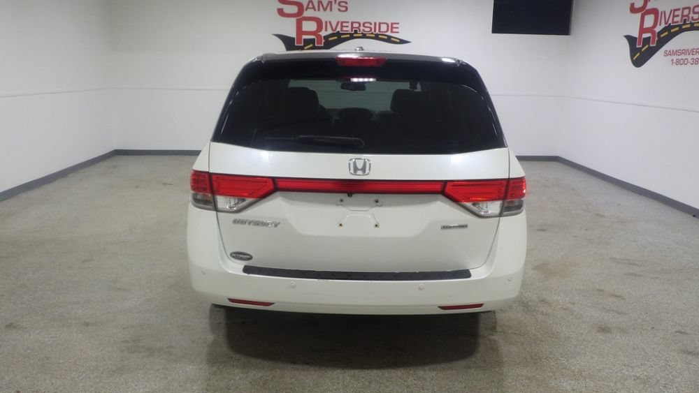 Used 2016 Honda Odyssey Touring image 3