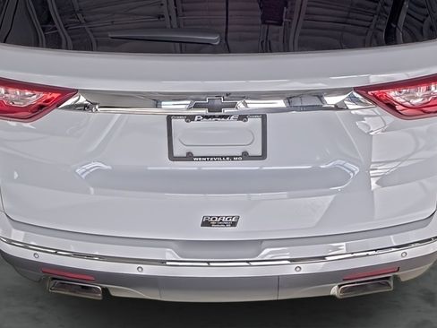 Used 2019 Chevrolet Traverse Premier image 11