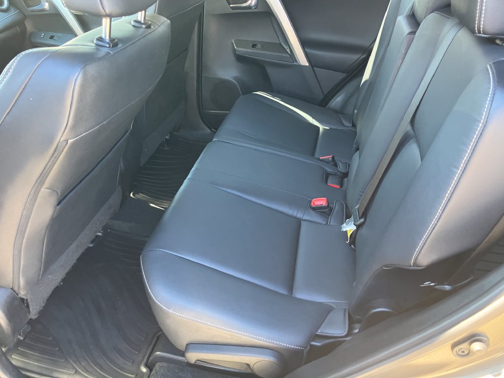 Used 2014 Toyota RAV4 Limited AWD/4WD image 14
