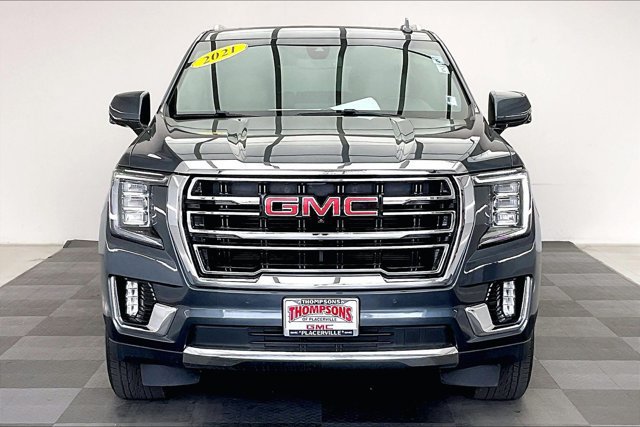 Used 2021 GMC Yukon SLT w/ SLT Premium Package AWD/4WD image 2