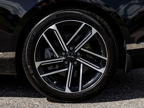 Used 2025 Genesis G80 2.5T Advanced image 14