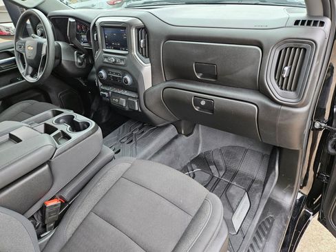 Used 2025 Chevrolet Silverado 2500 Custom w/ Custom Convenience Package AWD/4WD image 30