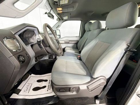 Used 2016 Ford F250 XLT w/ Snow Plow Prep Package AWD/4WD image 19